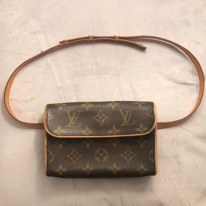 Louis Vuitton Fanny pack